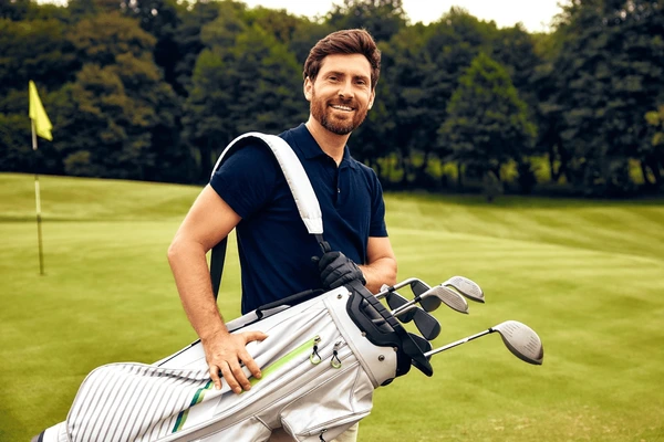 How Much Do Golf Clubs Weigh? Complete Guide